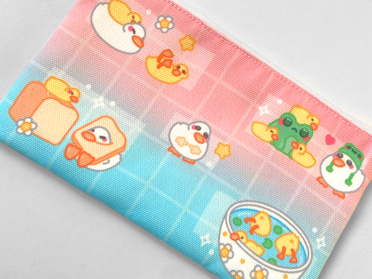DUCKS POUCH